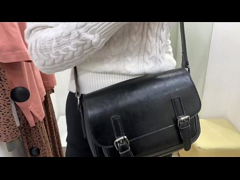 ❤️ Nuoren nartun FeralBerryn julkinen itsetyydytys dildolla sovituskopissa ️ Kova porno at porn fi.corona-pass.ru ❌️